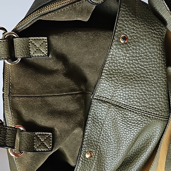 Moda Luxe Gently used olive green crossbody/satchel. Lots of pockets & roomy! - Picture 2 of 5